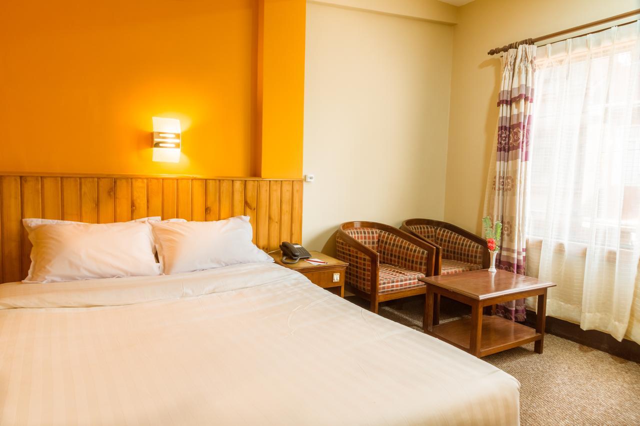 Little Nepal Inn Katmandou Extérieur photo